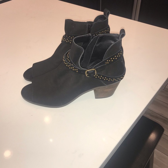 Lucky boots size 8 new with tags - Picture 3 of 8